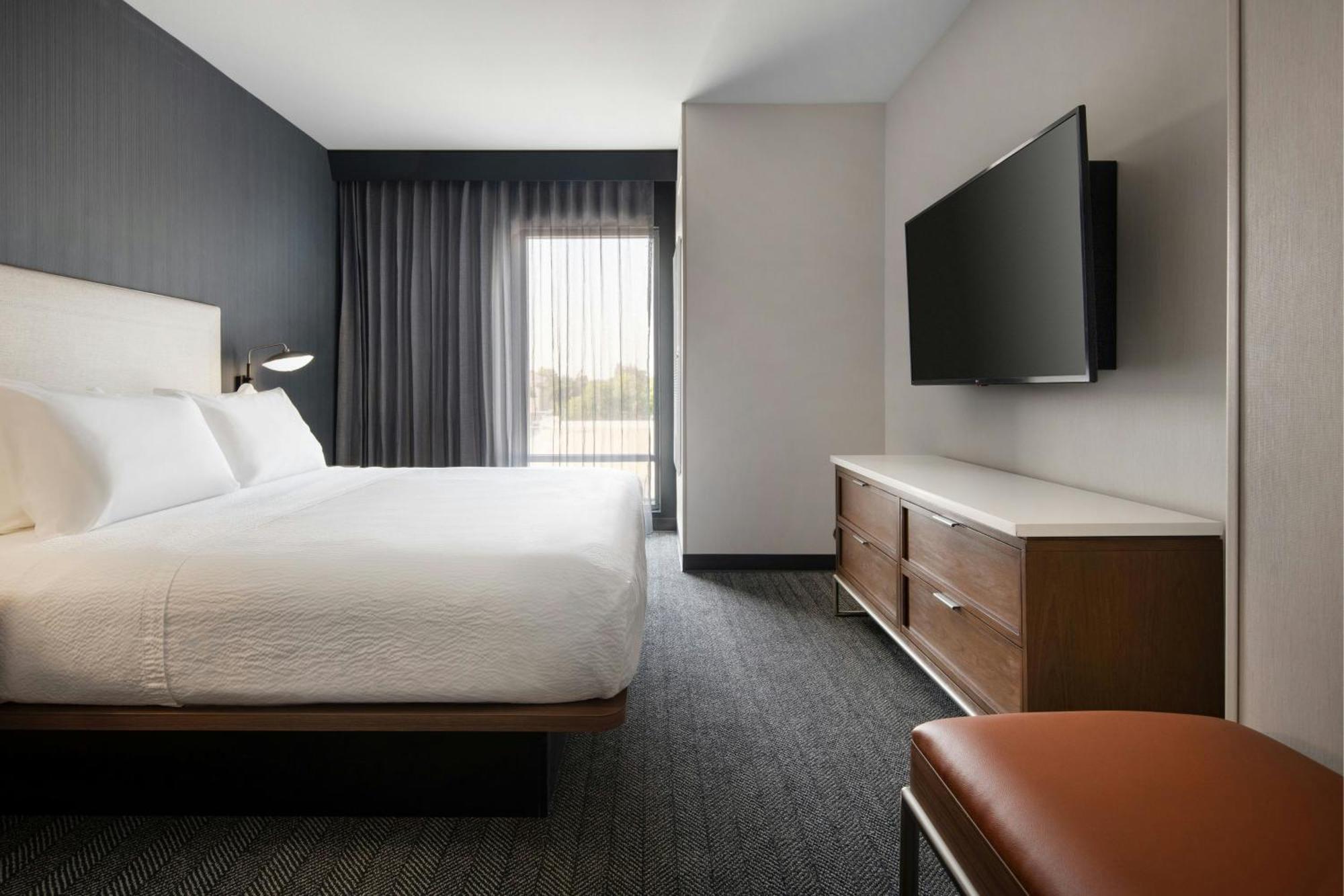 Courtyard By Marriott Fresno Clovis Exterior foto